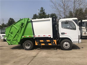 5噸擠壓式垃圾車與油罐車的專業(yè)對比分析