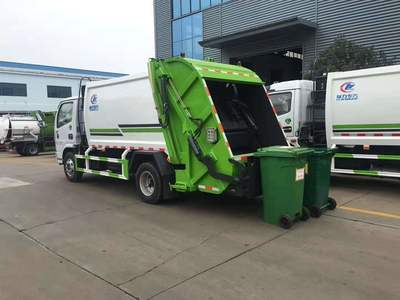 程力專汽 壓縮垃圾車與油罐車領域的專業制造廠家